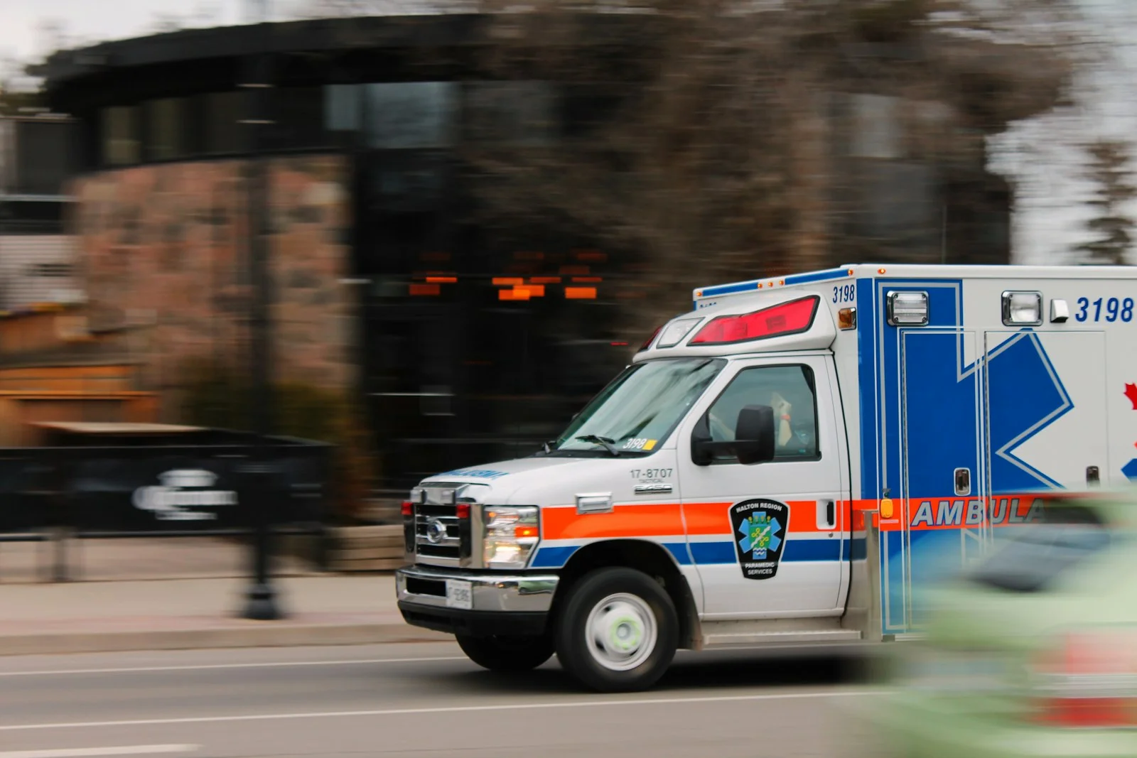 Emergency Medical Courier Service in Manchester: Fast, Reliable UK Delivery 2026